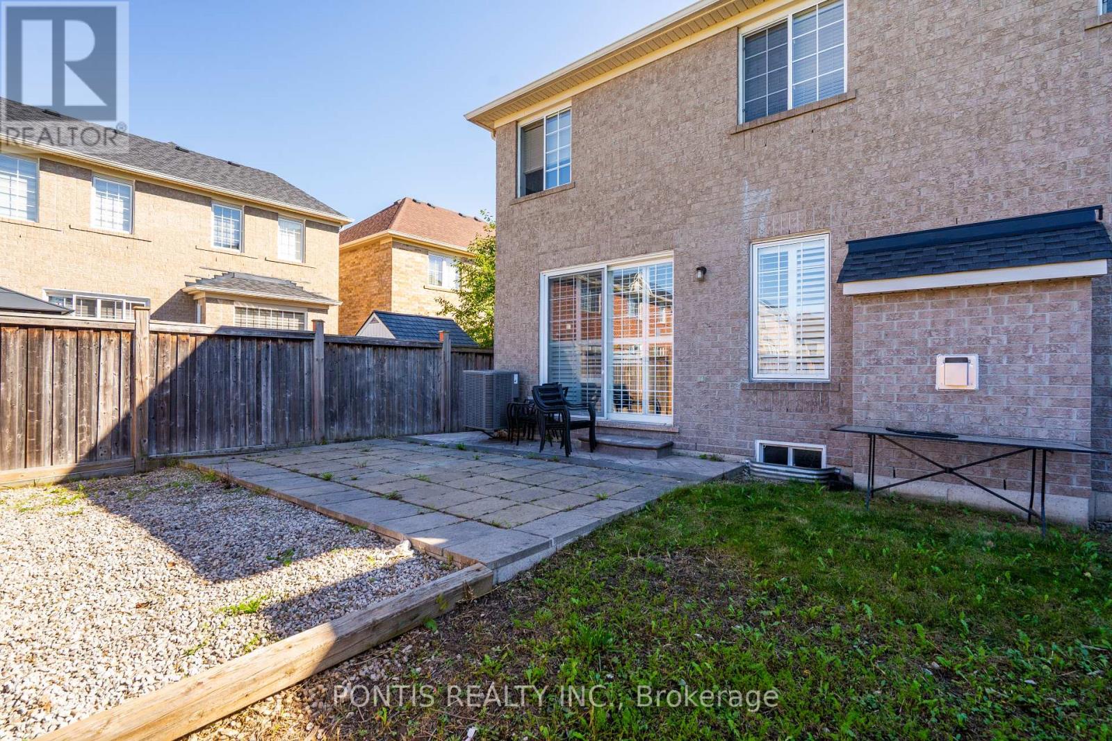 44 Damatta Drive, Brampton (Credit Valley), Ontario  L6X 0N6 - Photo 43 - W12449907