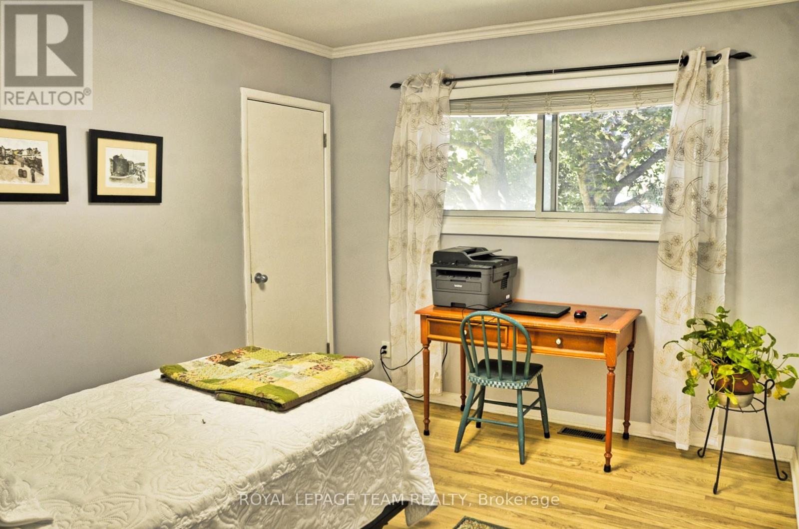209 Reynolds Drive E, Brockville, Ontario  K6V 1X8 - Photo 17 - X12450187