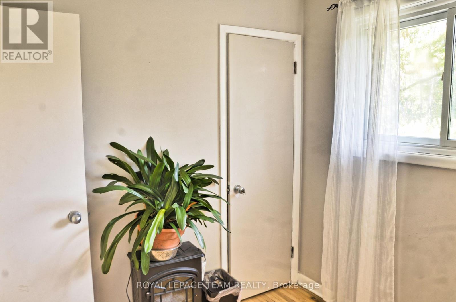 209 Reynolds Drive E, Brockville, Ontario  K6V 1X8 - Photo 19 - X12450187