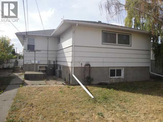 1277 9 Avenue N, Lethbridge, Alberta  T1H 1H1 - Photo 2 - A2257643