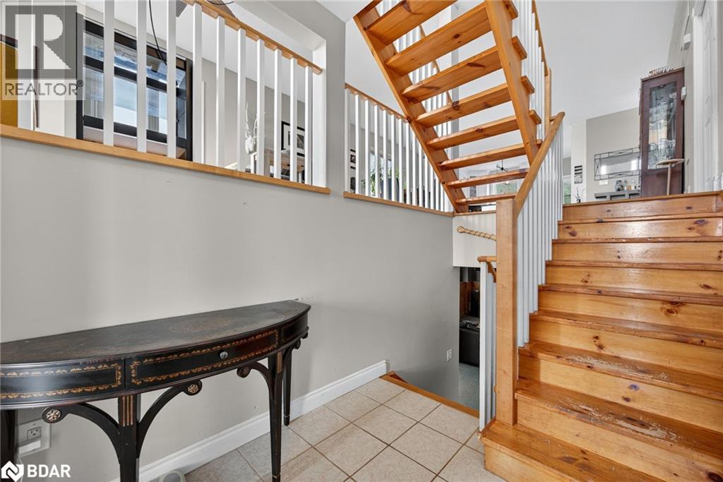 2258 Lakeshore Road E, Oro-Medonte, Ontario  L0L 1T0 - Photo 6 - 40771323