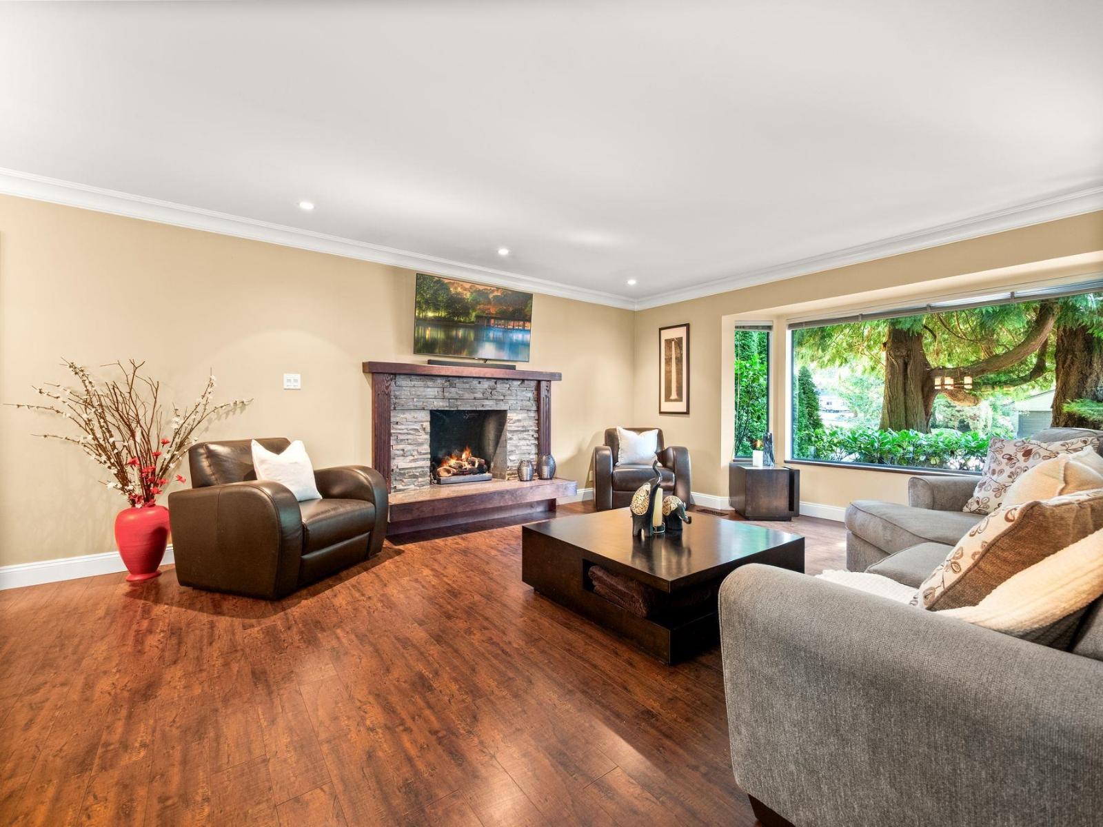 6823 Sussex Crescent, Delta, British Columbia  V4E 2J7 - Photo 4 - R3056177
