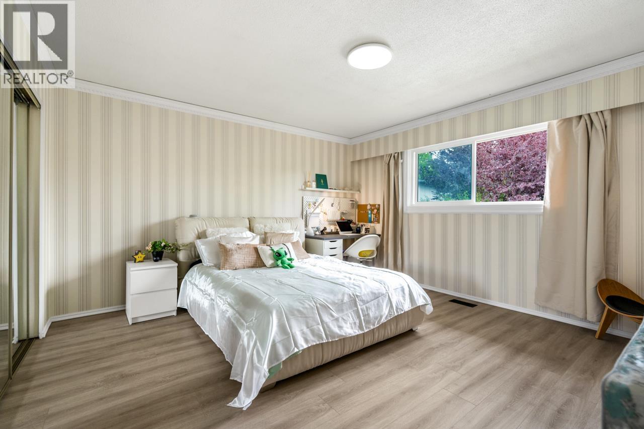 10864 Springmont Gate, Richmond, British Columbia  V7E 1Y4 - Photo 20 - R3056281