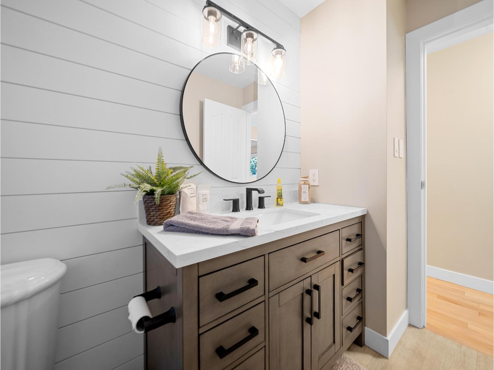 17022 Hereford Place, Surrey, British Columbia  V3S 4X1 - Photo 11 - R3056283