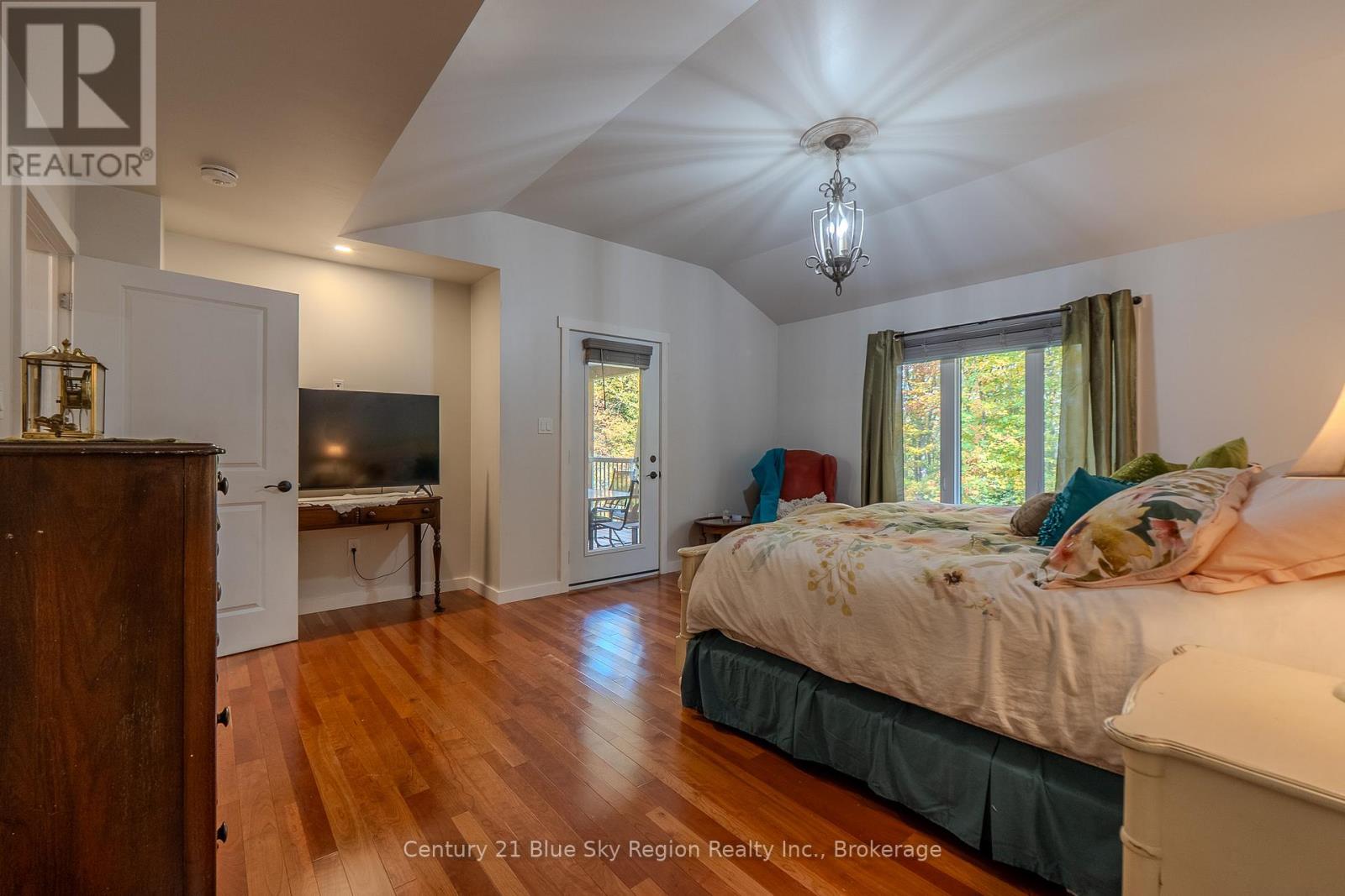 503 Ski Hill Road, Powassan, Ontario  P0H 1Z0 - Photo 21 - X12450243
