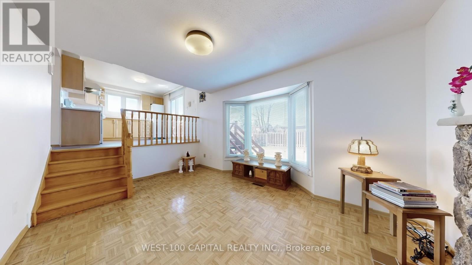 30 Wintermute Boulevard, Toronto, Ontario  M1W 3M6 - Photo 8 - E12449747