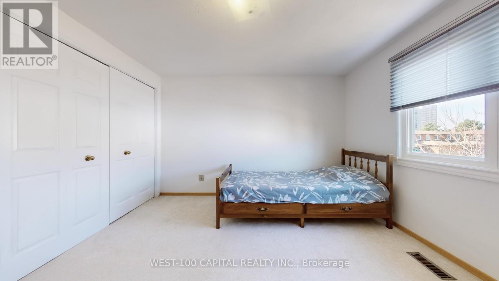 30 Wintermute Boulevard, Toronto, Ontario  M1W 3M6 - Photo 12 - E12449747