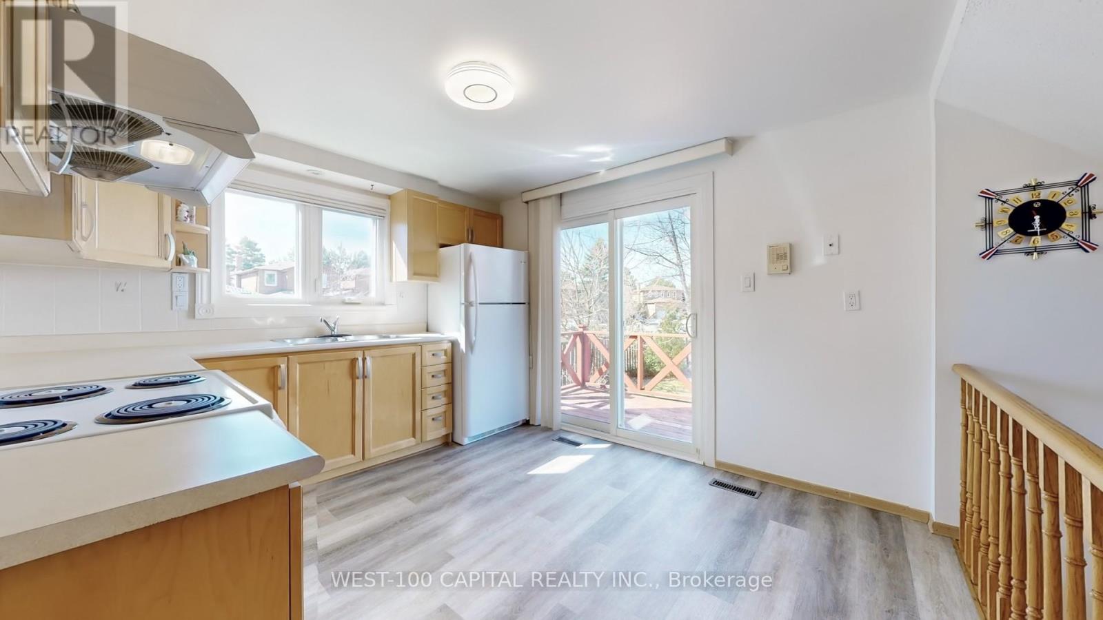 30 Wintermute Boulevard, Toronto, Ontario  M1W 3M6 - Photo 9 - E12449747
