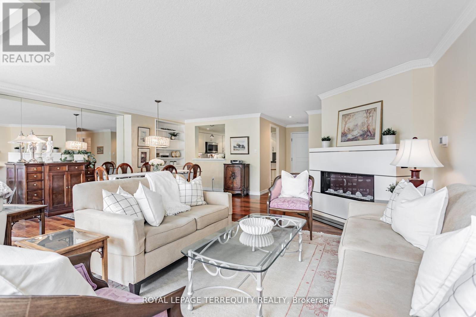 605 - 225 Davenport Road, Toronto (Annex), Ontario  M5R 3R2 - Photo 11 - C12450277