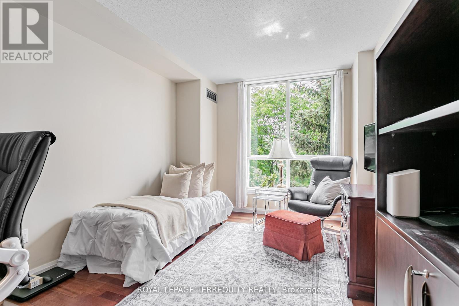 605 - 225 Davenport Road, Toronto (Annex), Ontario  M5R 3R2 - Photo 19 - C12450277
