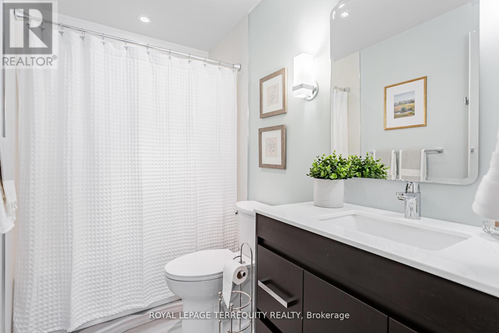 605 - 225 Davenport Road, Toronto (Annex), Ontario  M5R 3R2 - Photo 20 - C12450277