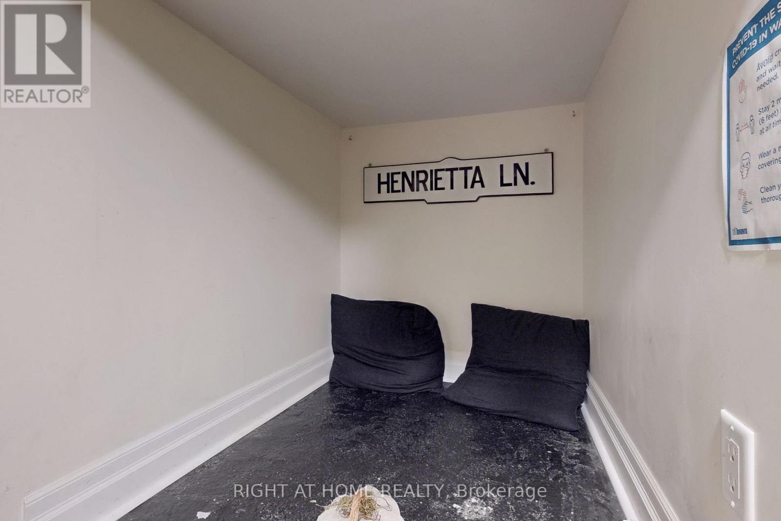 394 King Street E, Toronto (Moss Park), Ontario  M5A 1K9 - Photo 13 - C12450287