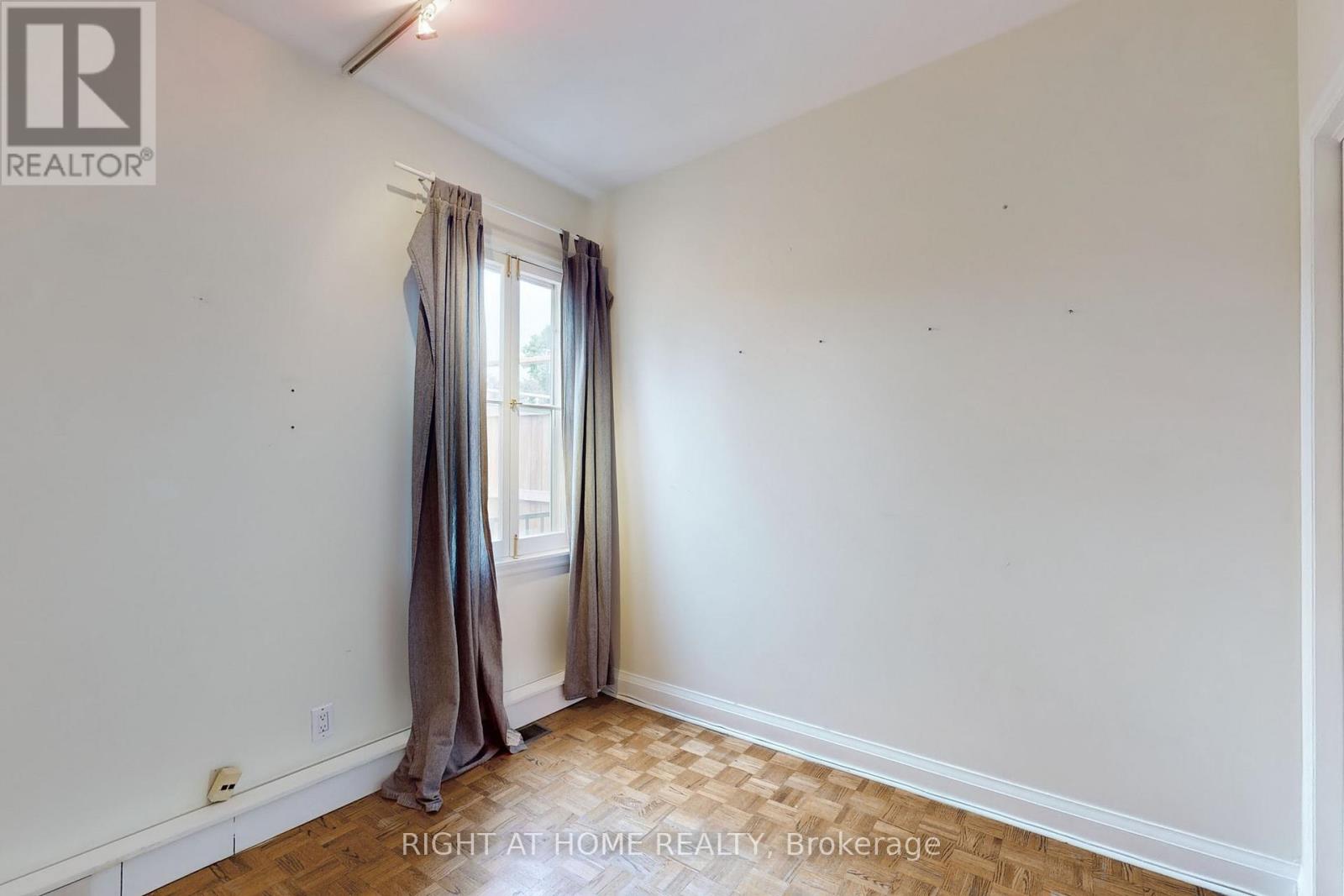 394 King Street E, Toronto (Moss Park), Ontario  M5A 1K9 - Photo 34 - C12450287
