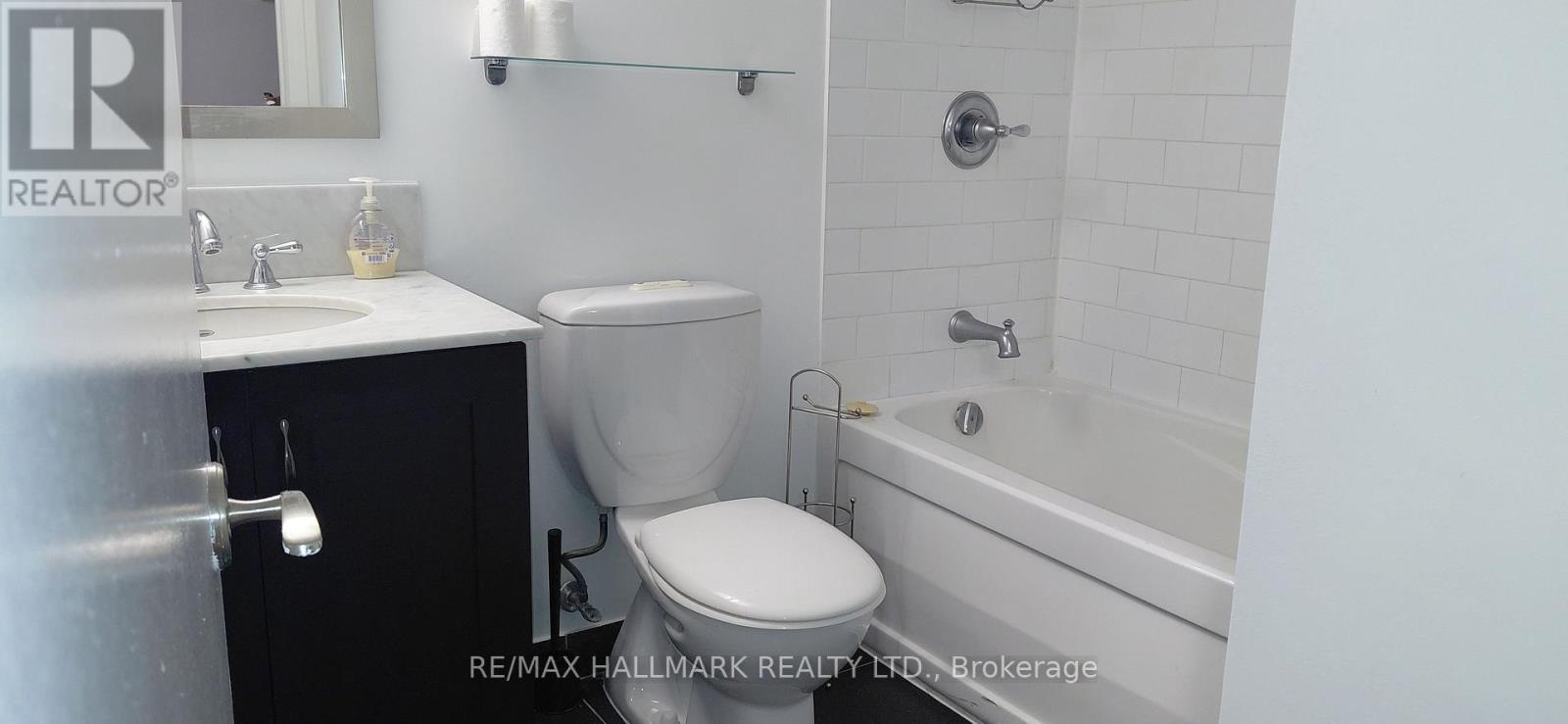 2506 - 2181 Yonge Street, Toronto, Ontario  M4S 3H7 - Photo 10 - C12450293