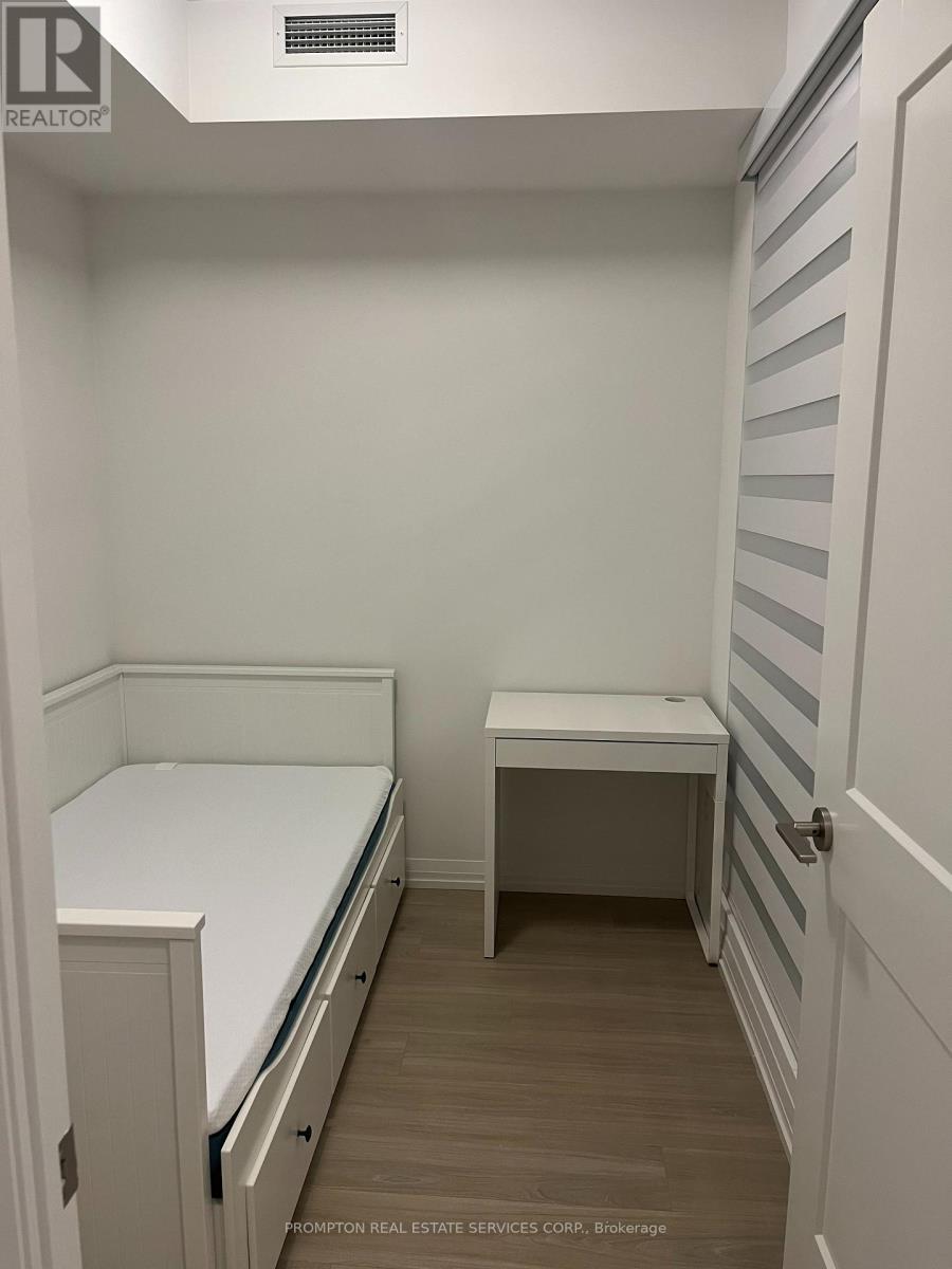 3911 - 8 Widmer Street, Toronto, Ontario  M5V 2E7 - Photo 13 - C12450299