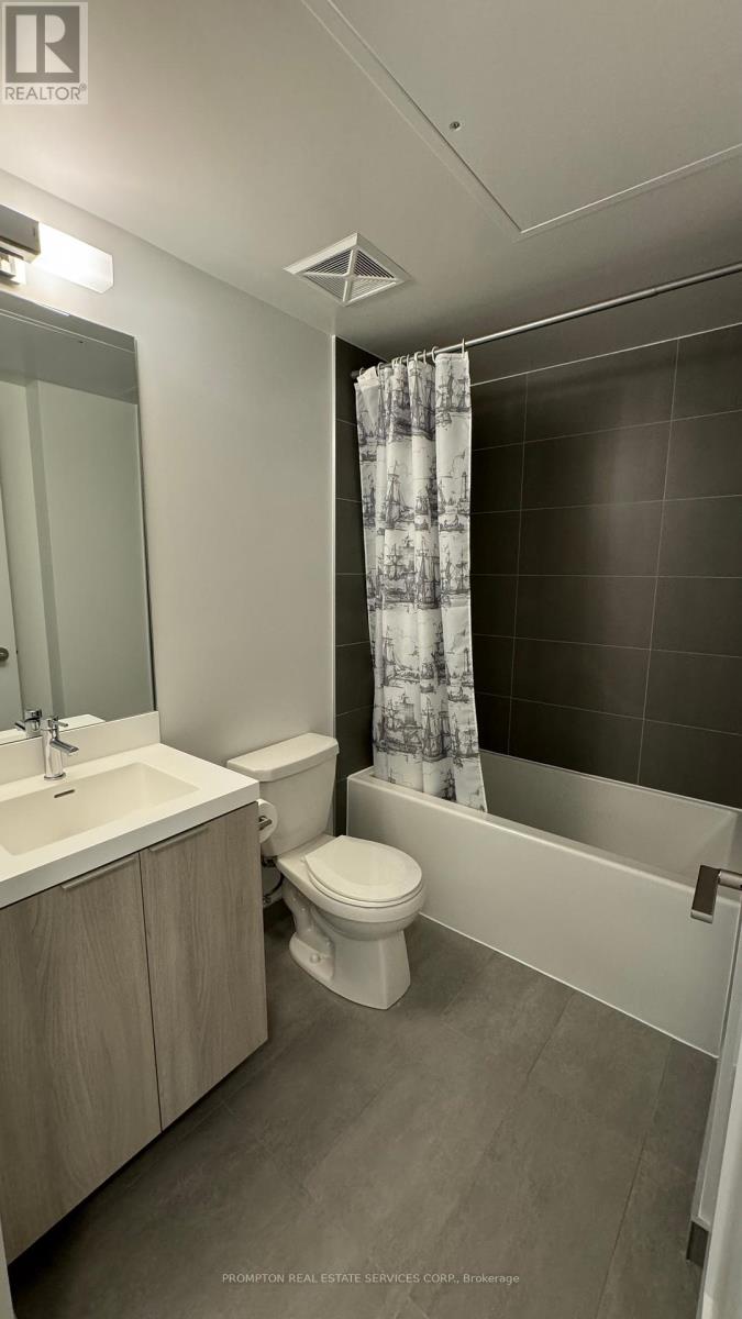 3911 - 8 Widmer Street, Toronto, Ontario  M5V 2E7 - Photo 17 - C12450299