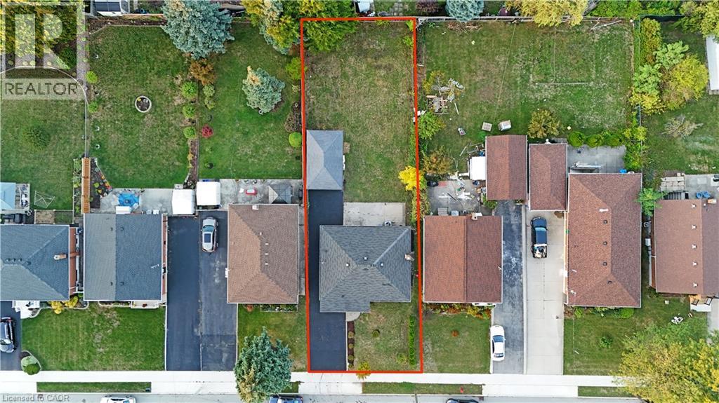 959 E Mohawk Road E, Hamilton, Ontario  L8T 2R9 - Photo 4 - 40777325