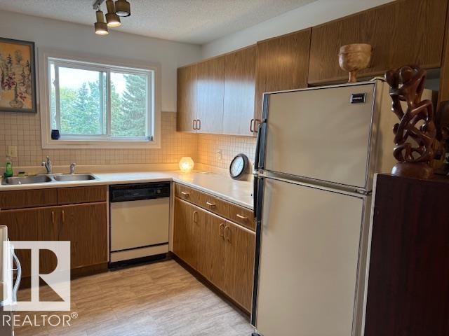 #215 18004 95 Av Nw, Edmonton, Alberta  T5T 5W3 - Photo 8 - E4460972
