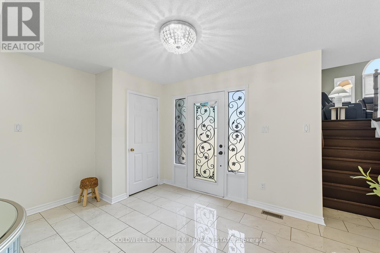 1828 Westcreek Drive, Pickering, Ontario  L1V 6K2 - Photo 4 - E12450338