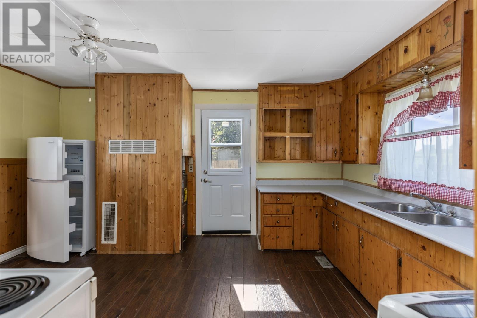 229 St. George's Ave, Sault Ste. Marie, Ontario  P6A 1L6 - Photo 13 - SM252894