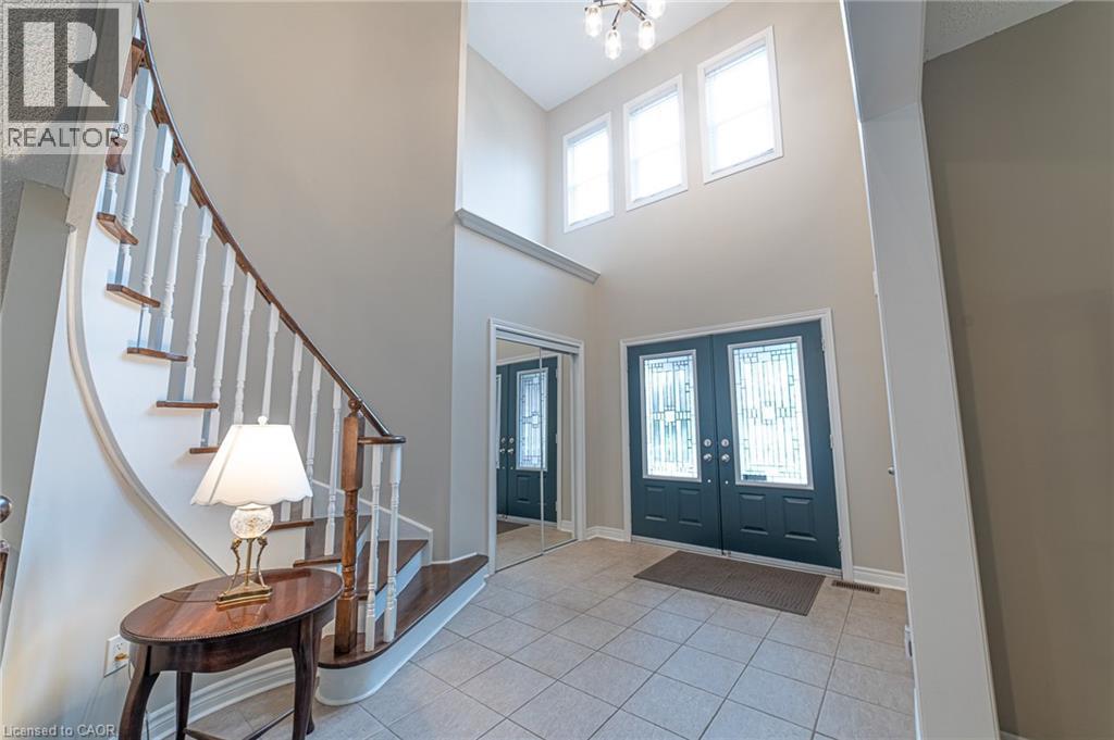 120 Sundial Crescent, Dundas, Ontario  L9H 7R8 - Photo 5 - 40774115