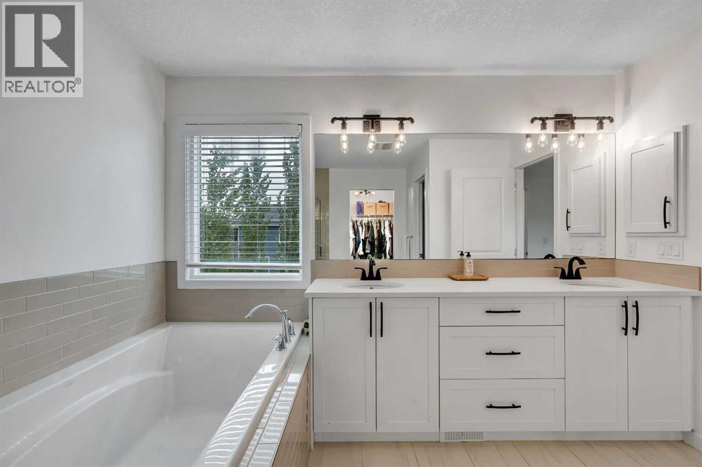 26 Cranbrook Cove Se, Calgary, Alberta  T3M 2S9 - Photo 27 - A2257412