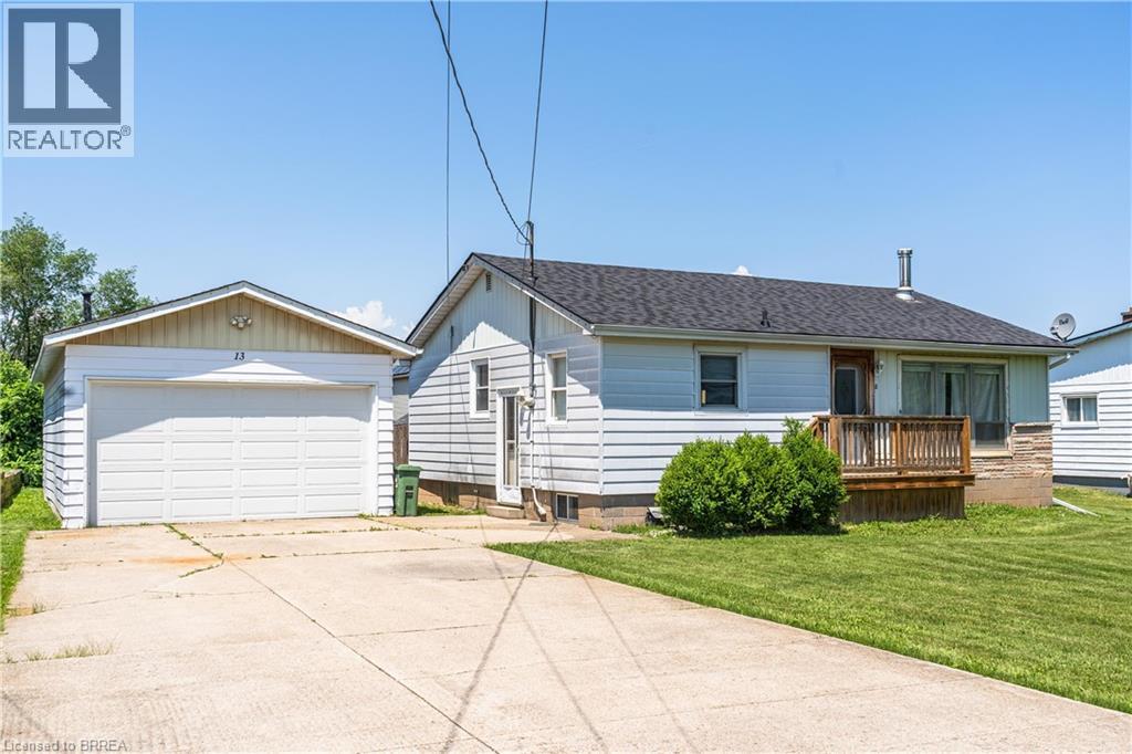 13 West Avenue, Stoney Creek, Ontario  L8E 5L5 - Photo 2 - 40775308
