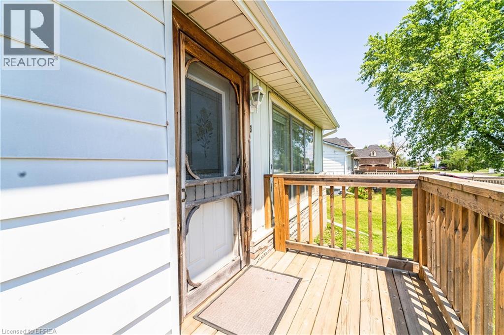 13 West Avenue, Stoney Creek, Ontario  L8E 5L5 - Photo 7 - 40775308