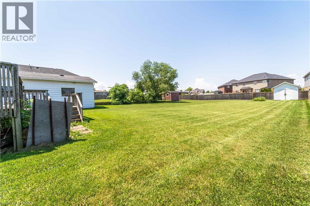 13 West Avenue, Stoney Creek, Ontario  L8E 5L5 - Photo 5 - 40775308