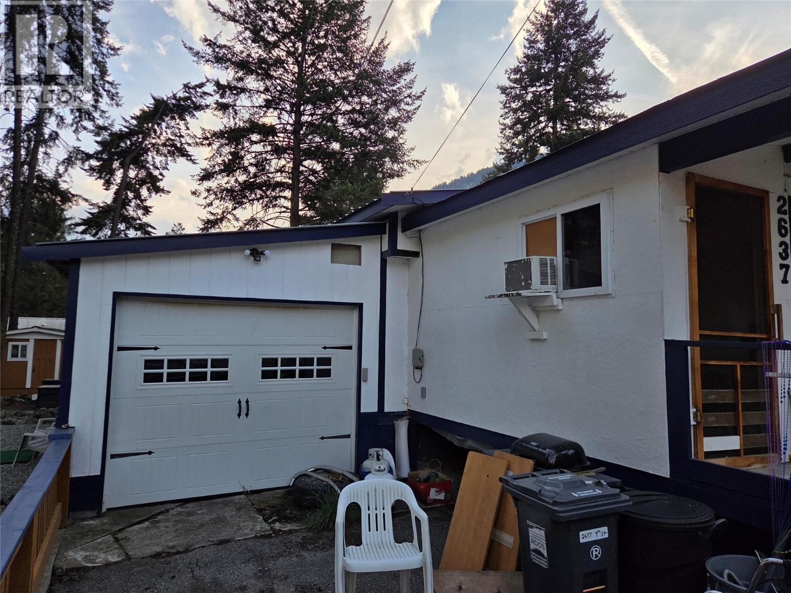 2637 9th Street, Olalla, British Columbia  V0X 1N6 - Photo 13 - 10365285