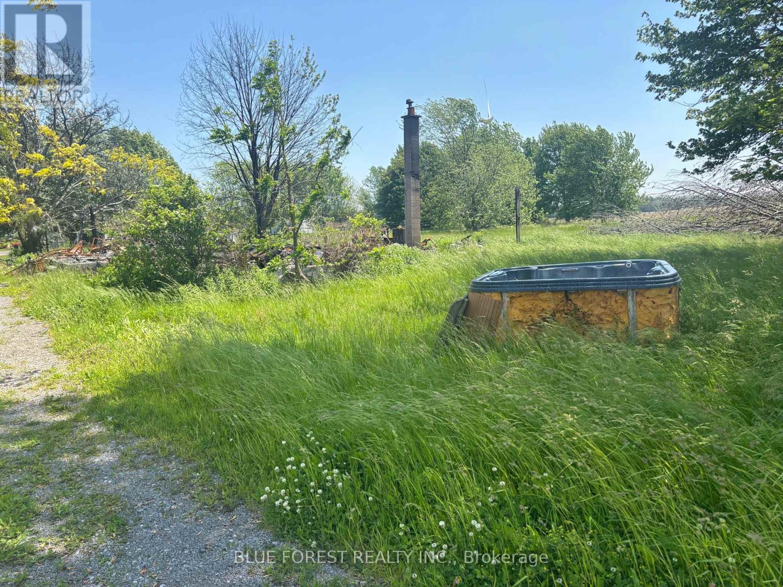 2304 North Shore Drive, Haldimand, Ontario  N0A 1K0 - Photo 7 - X12448961