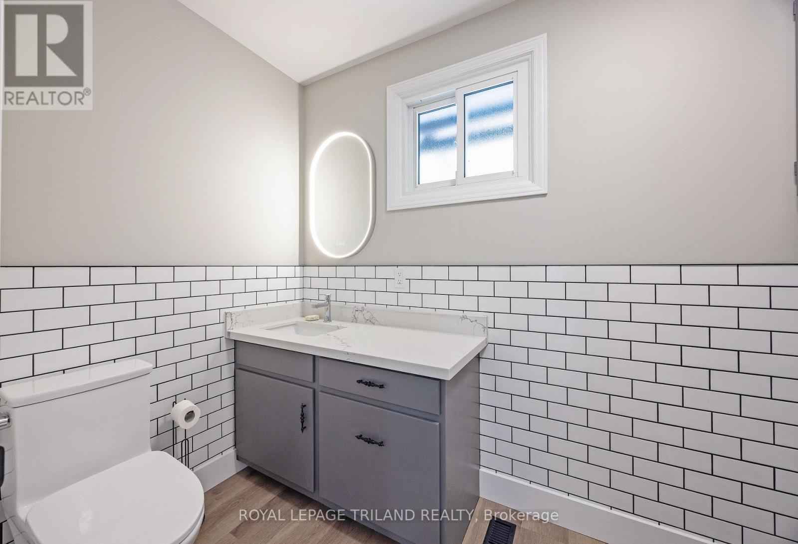 829 Avon Drive, Malahide, Ontario  N0L 1B0 - Photo 13 - X12450348
