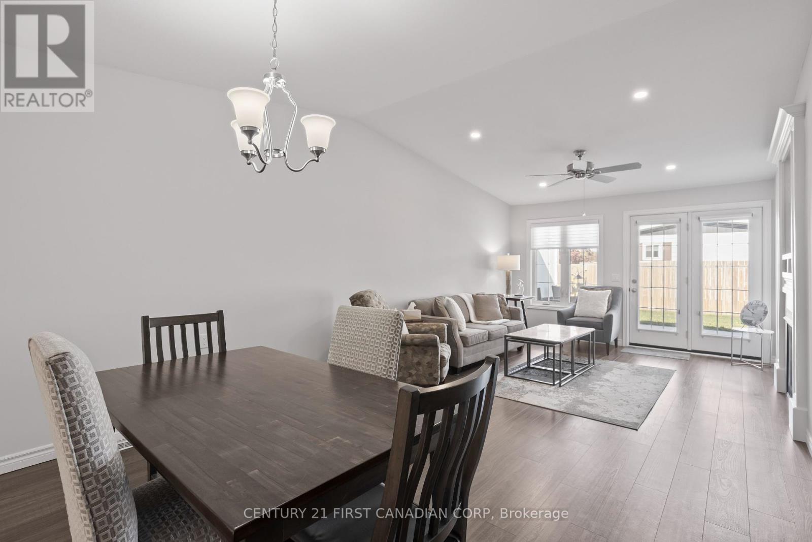 24 Devon Drive, South Huron, Ontario  N0M 1S3 - Photo 19 - X12450366