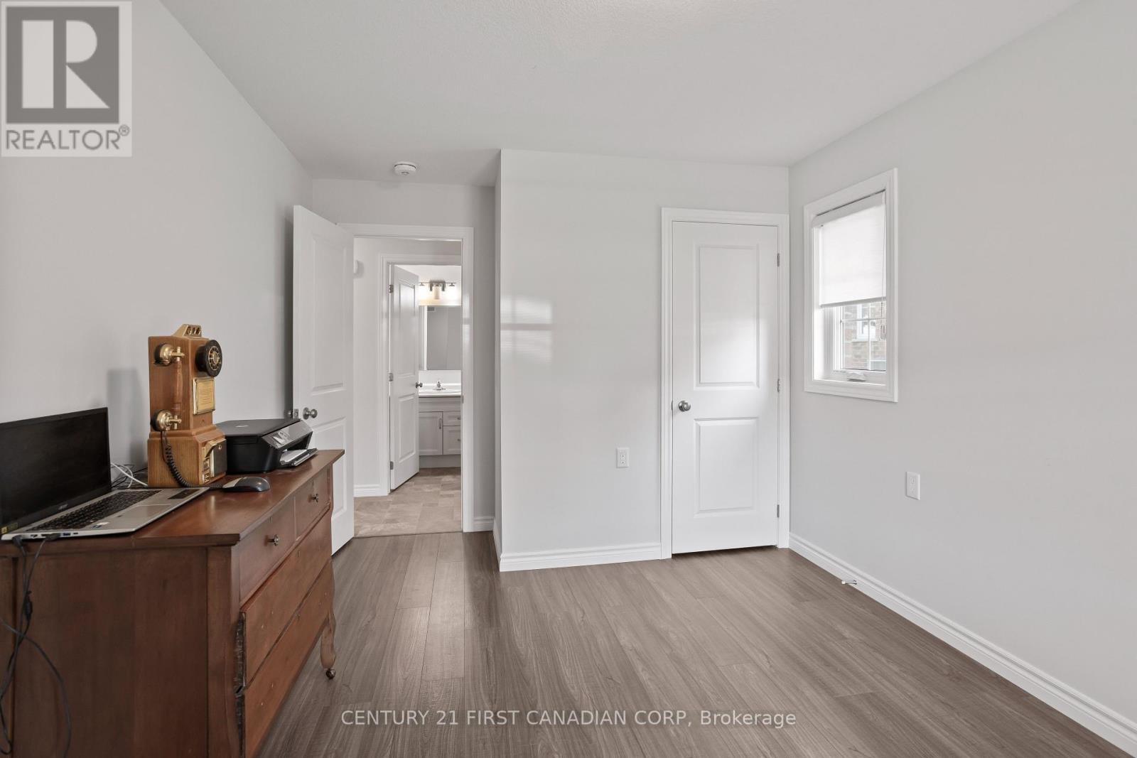 24 Devon Drive, South Huron, Ontario  N0M 1S3 - Photo 32 - X12450366
