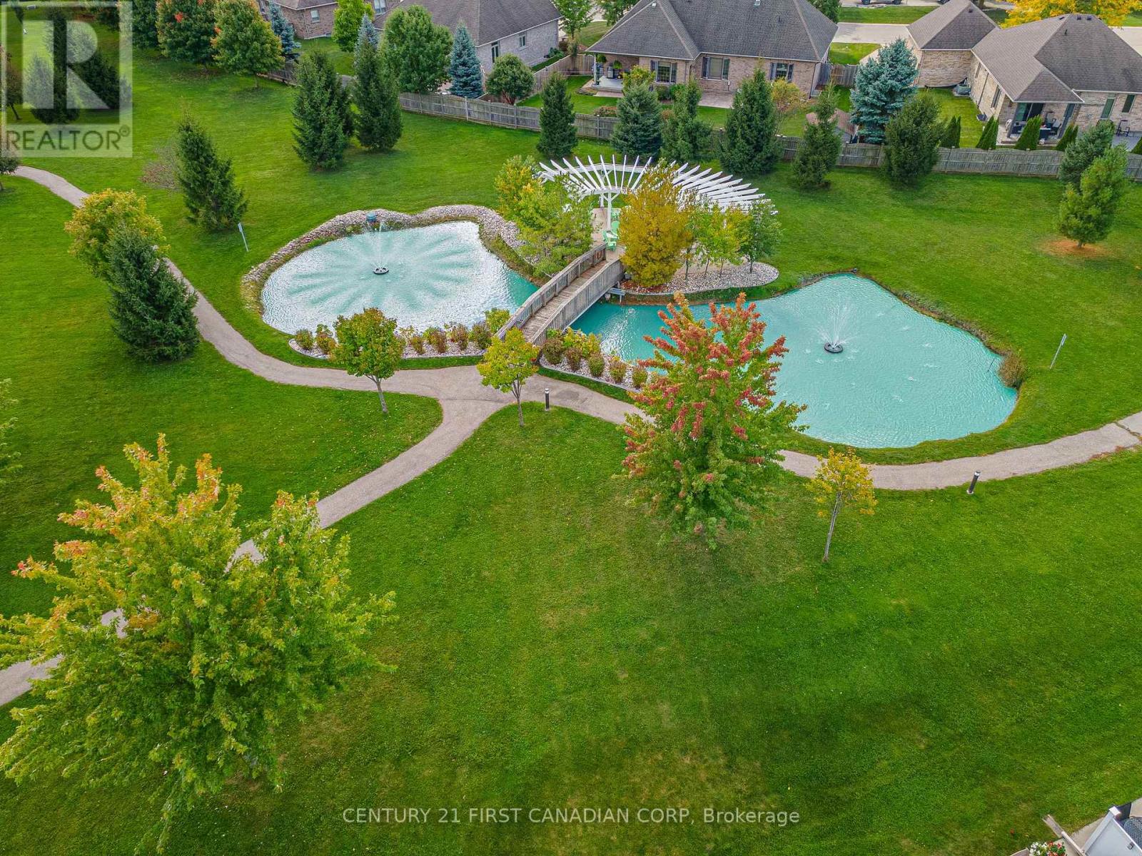 24 Devon Drive, South Huron, Ontario  N0M 1S3 - Photo 9 - X12450366