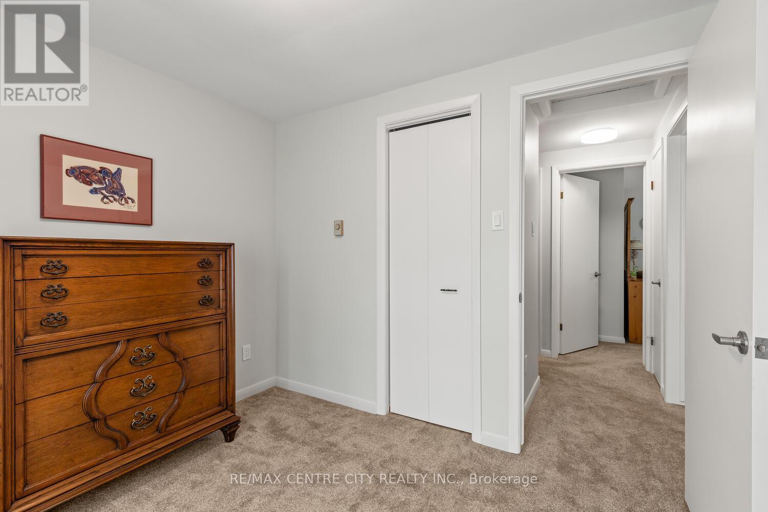 690 Grenfell Drive, London North, Ontario  N5X 2C5 - Photo 17 - X12450390