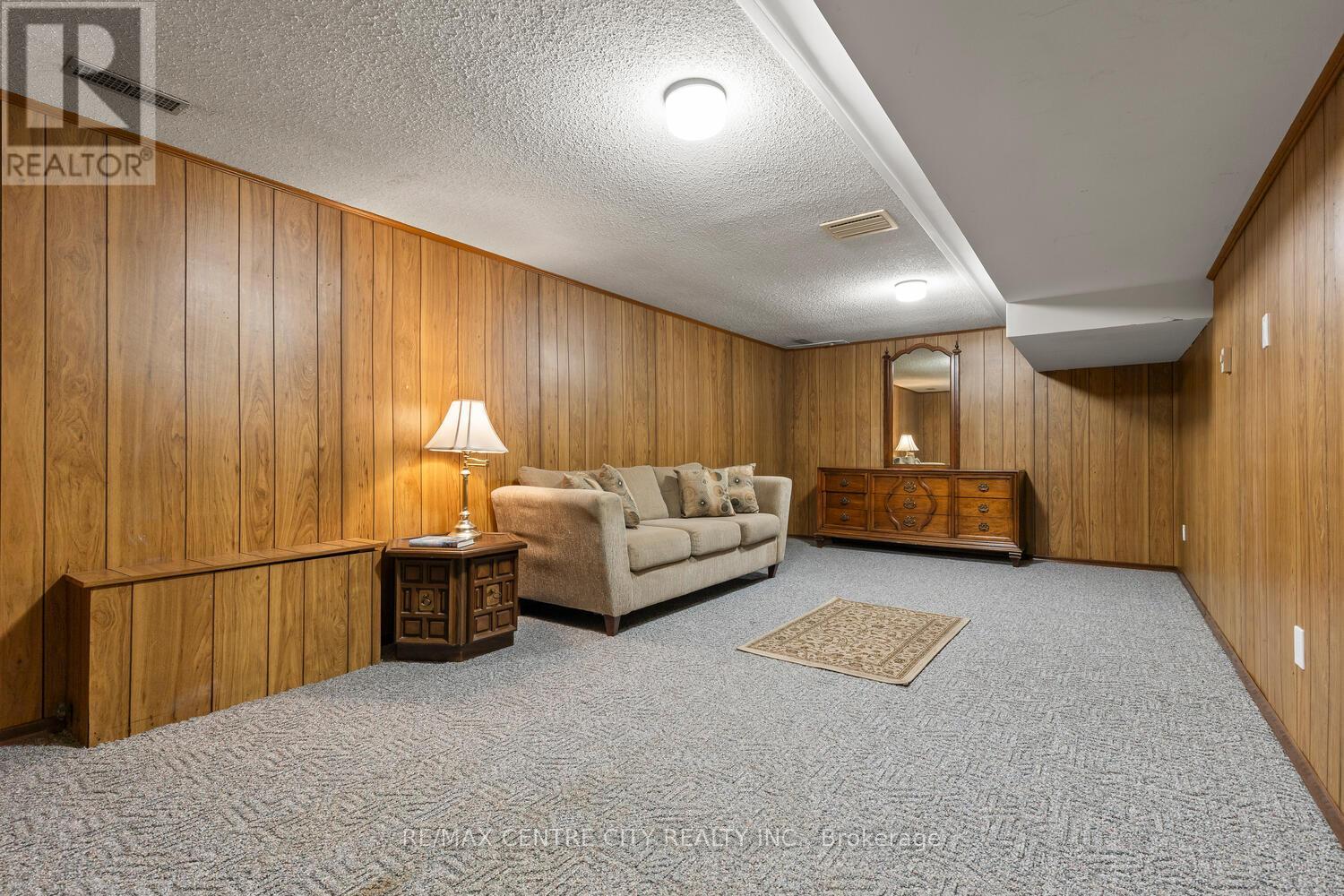 690 Grenfell Drive, London North, Ontario  N5X 2C5 - Photo 25 - X12450390
