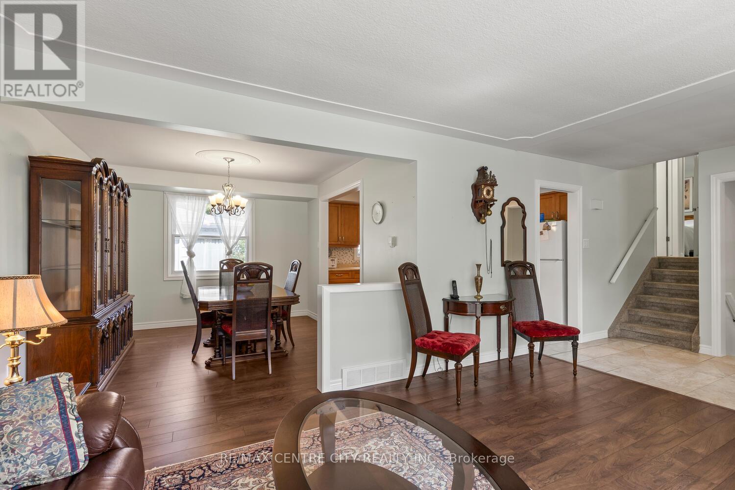 690 Grenfell Drive, London North, Ontario  N5X 2C5 - Photo 9 - X12450390