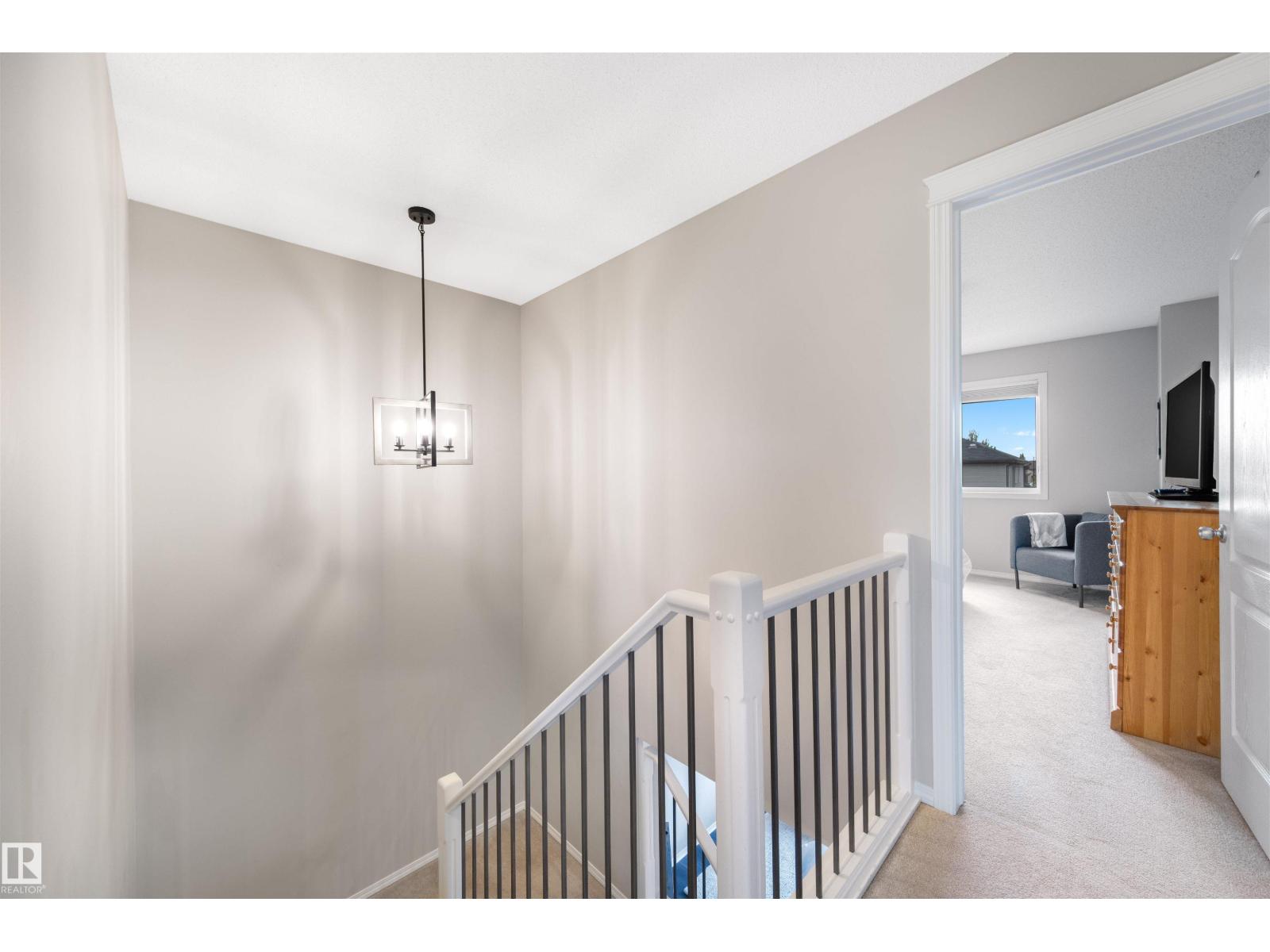 1728 Hammond Cr Nw Nw, Edmonton, Alberta  T6M 0N1 - Photo 10 - E4461192