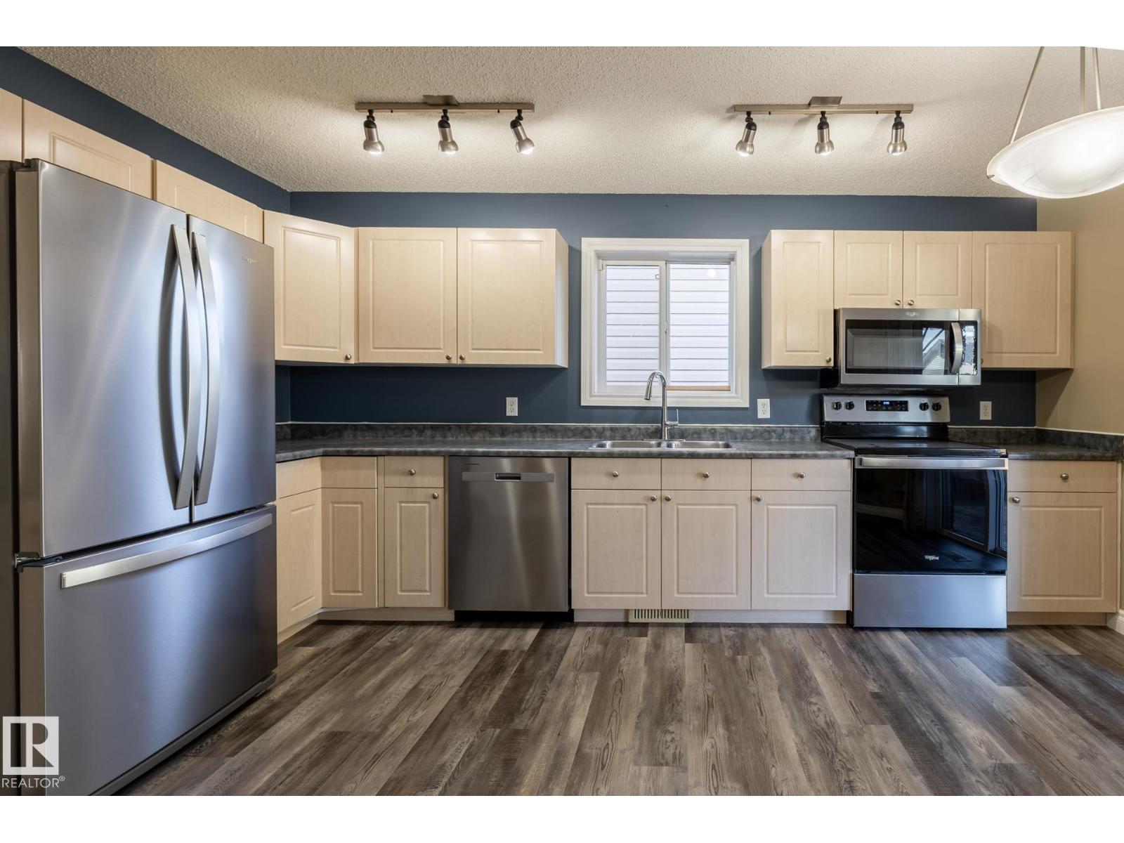 628 88 St Sw, Edmonton, Alberta  T6X 1E1 - Photo 2 - E4461193