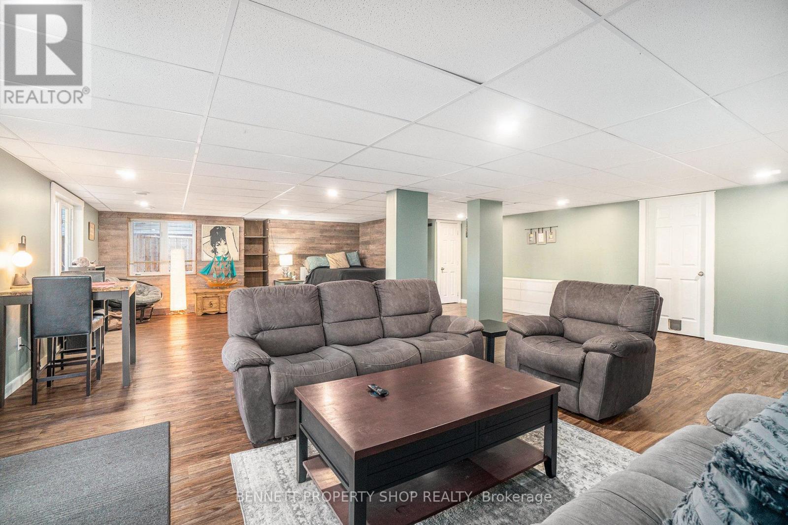 41 Bert Hall Street, Arnprior, Ontario  K7S 0G6 - Photo 22 - X12450420
