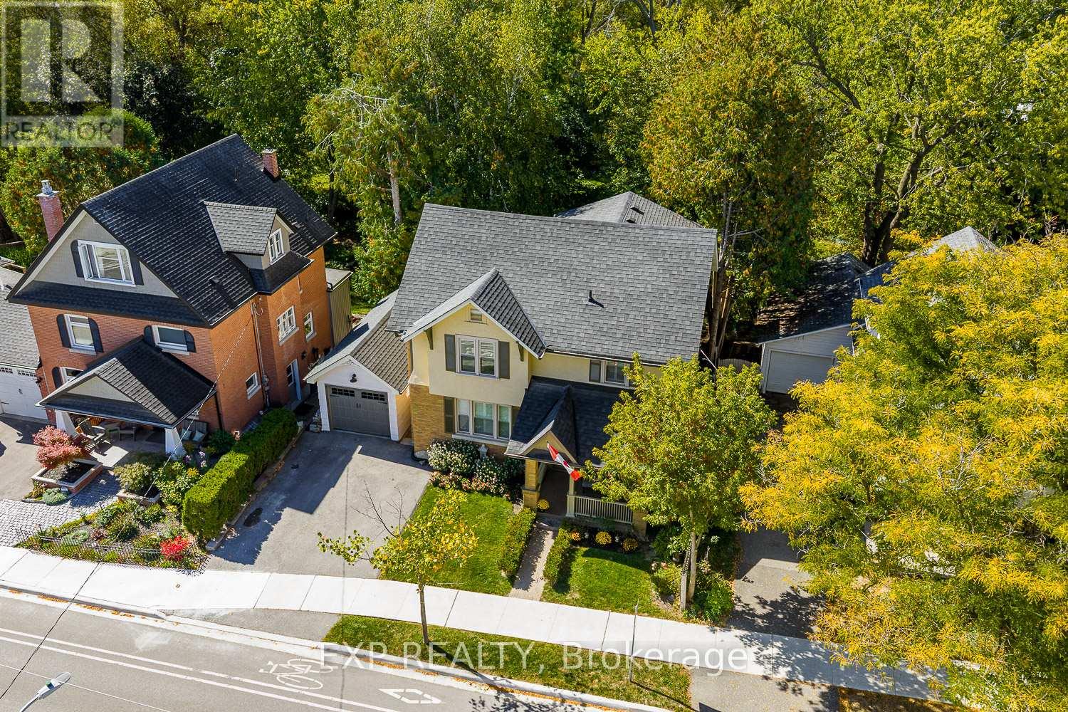 208 Lorne Avenue, Newmarket, Ontario  L3Y 4K2 - Photo 48 - N12449308