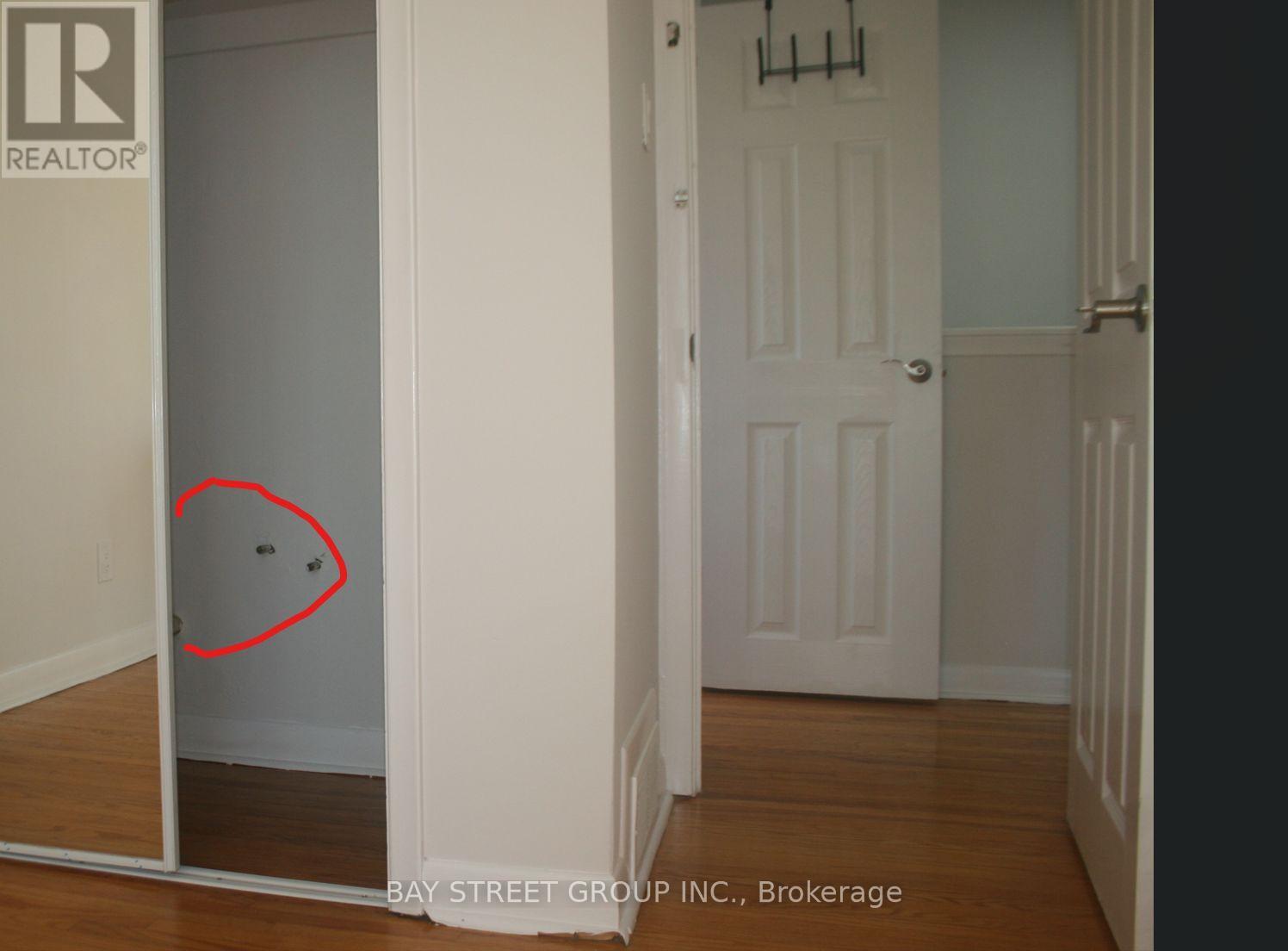 2175 Wiseman Court, Mississauga, Ontario  L5J 1P3 - Photo 27 - W12449872