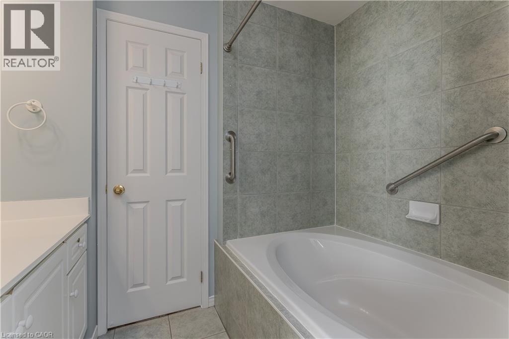 2075 Amherst Heights Drive Unit# 401, Burlington, Ontario  L7P 5B8 - Photo 27 - 40777203