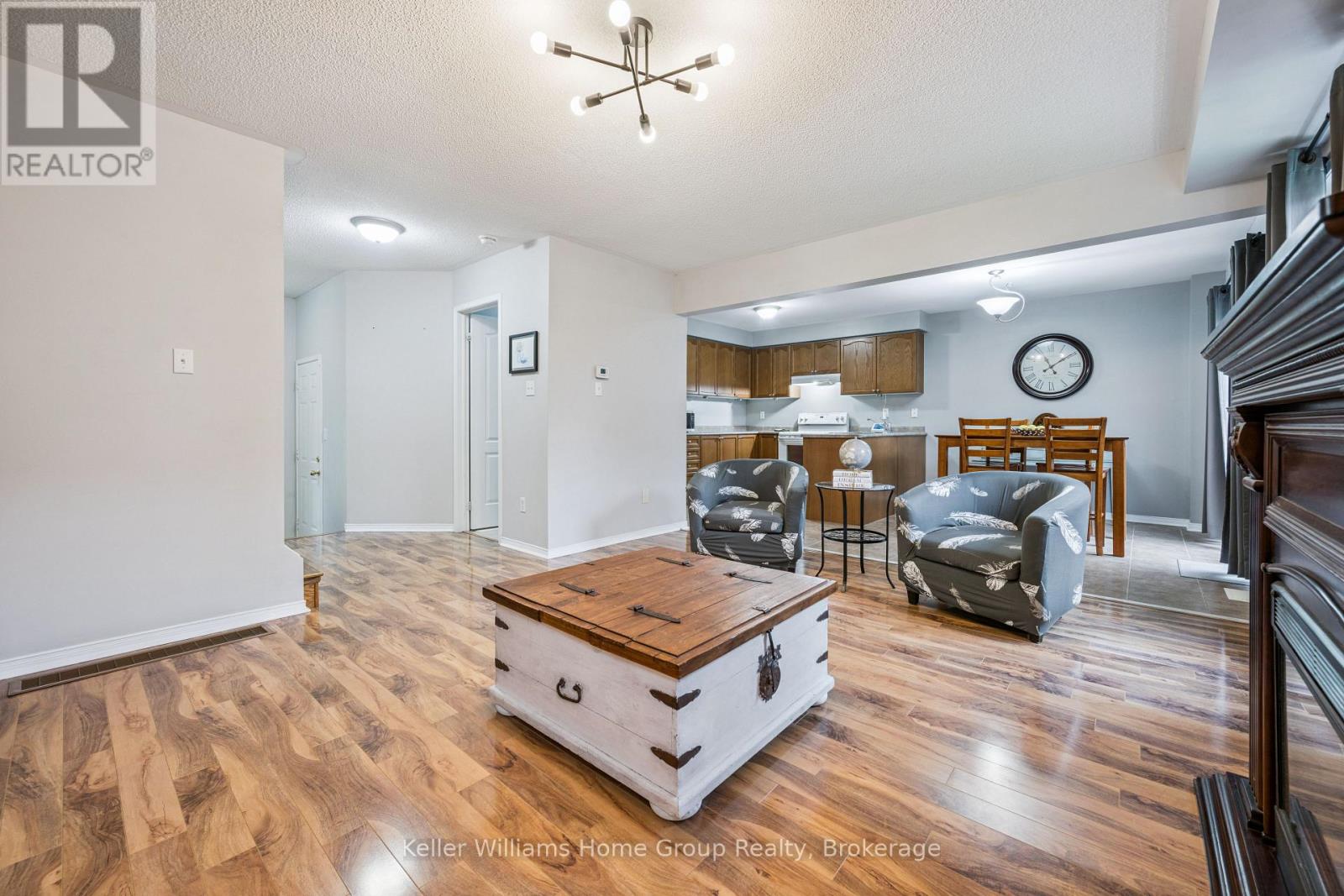 17 Florette Place, Brampton, Ontario  L7A 3G6 - Photo 8 - W12450340