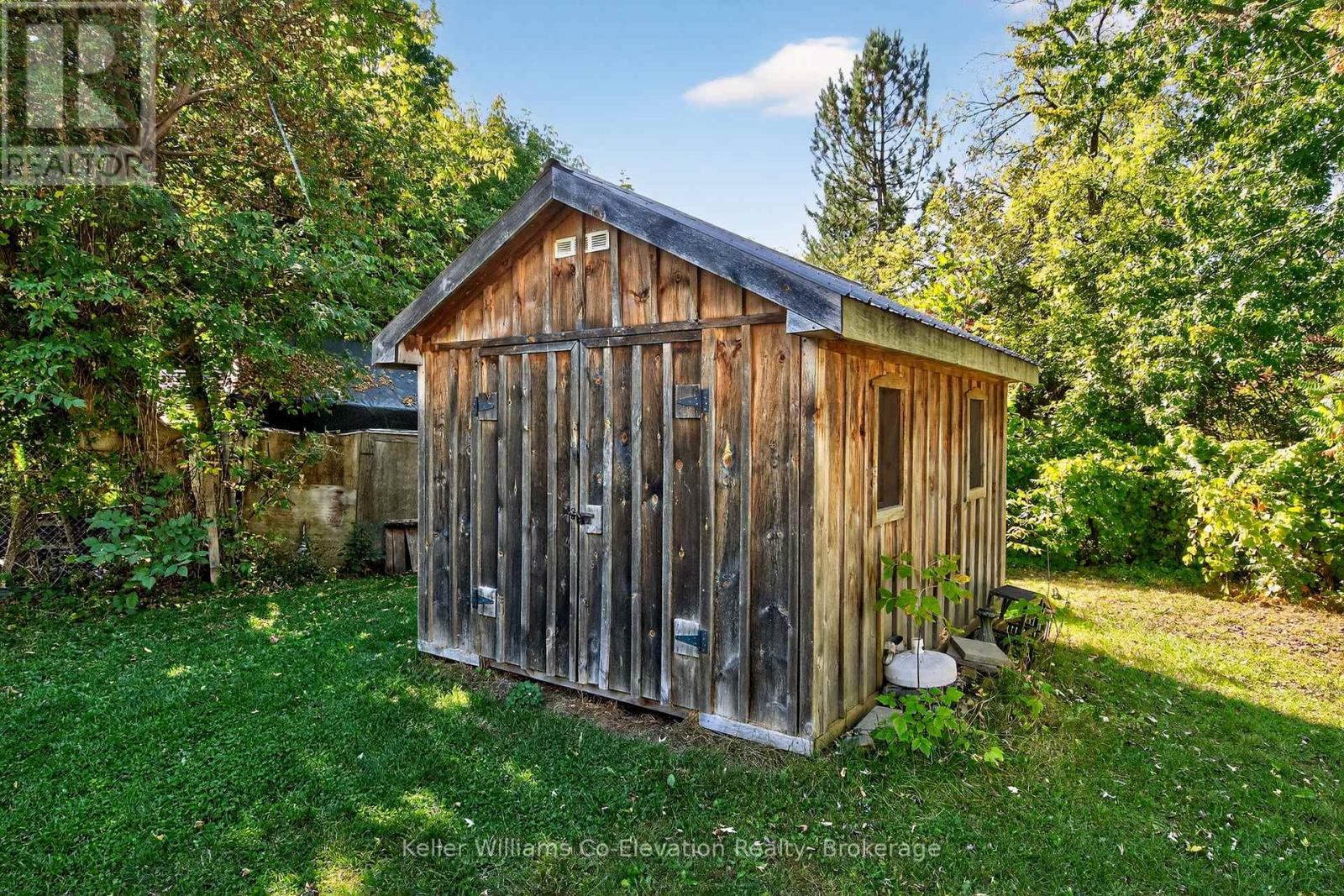44 Brawton Drive, Caledon, Ontario  L7E 0E1 - Photo 13 - W12450413