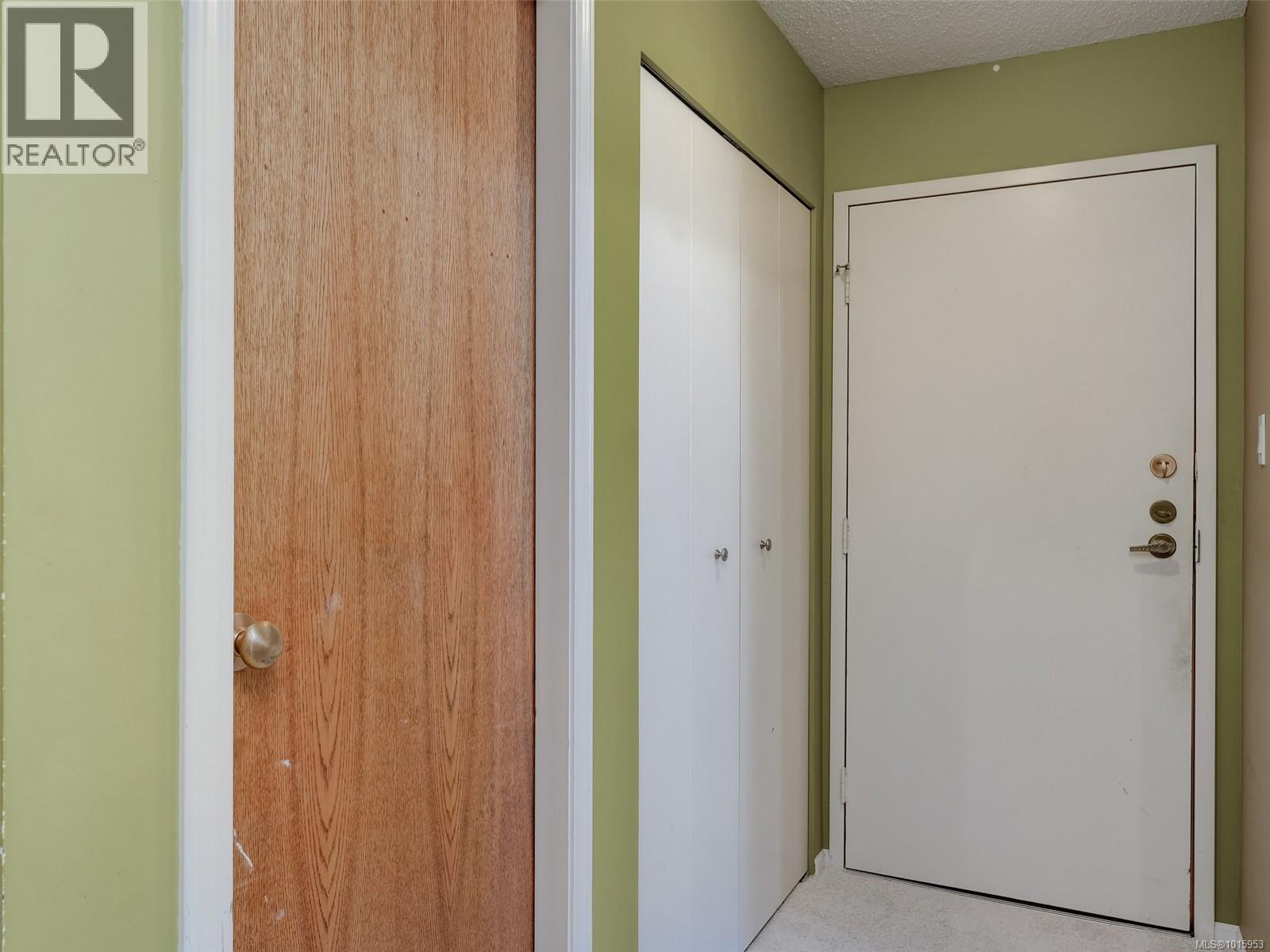 302 859 Carrie St, Esquimalt, British Columbia  V9A 5R5 - Photo 18 - 1015953