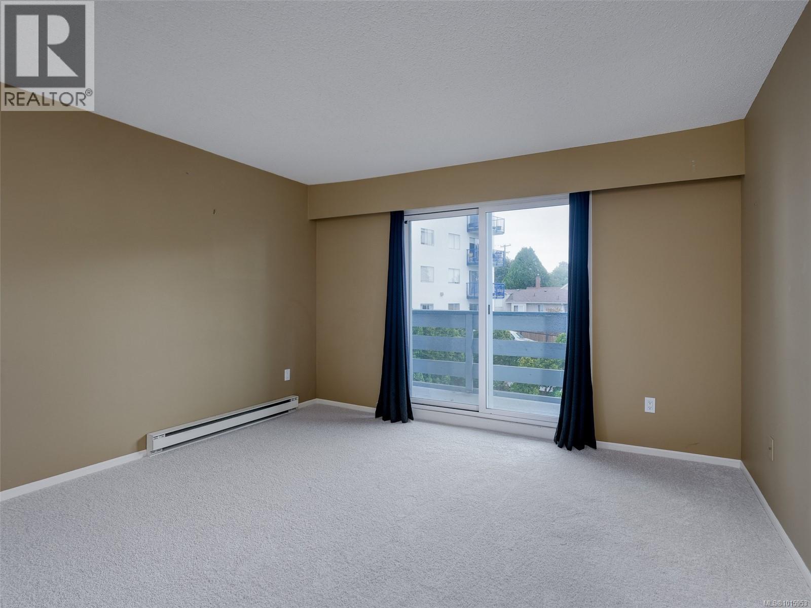 302 859 Carrie St, Esquimalt, British Columbia  V9A 5R5 - Photo 2 - 1015953