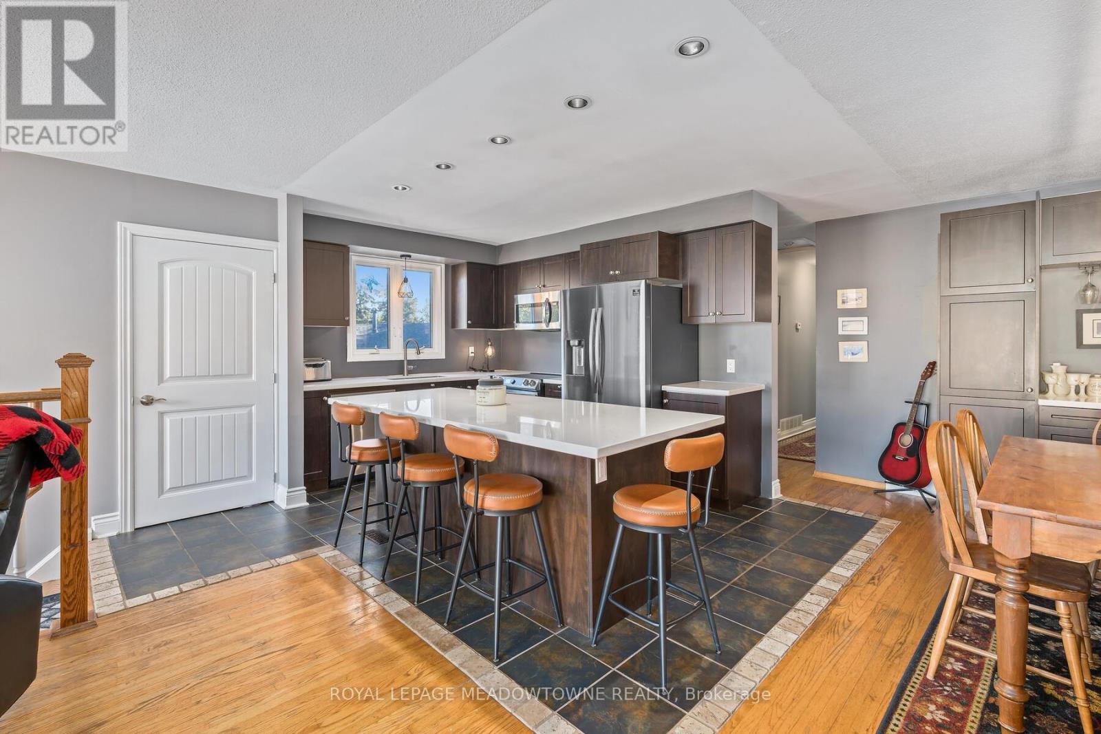 23 Shirley Street, Orangeville, Ontario  L9W 2T3 - Photo 6 - W12450252