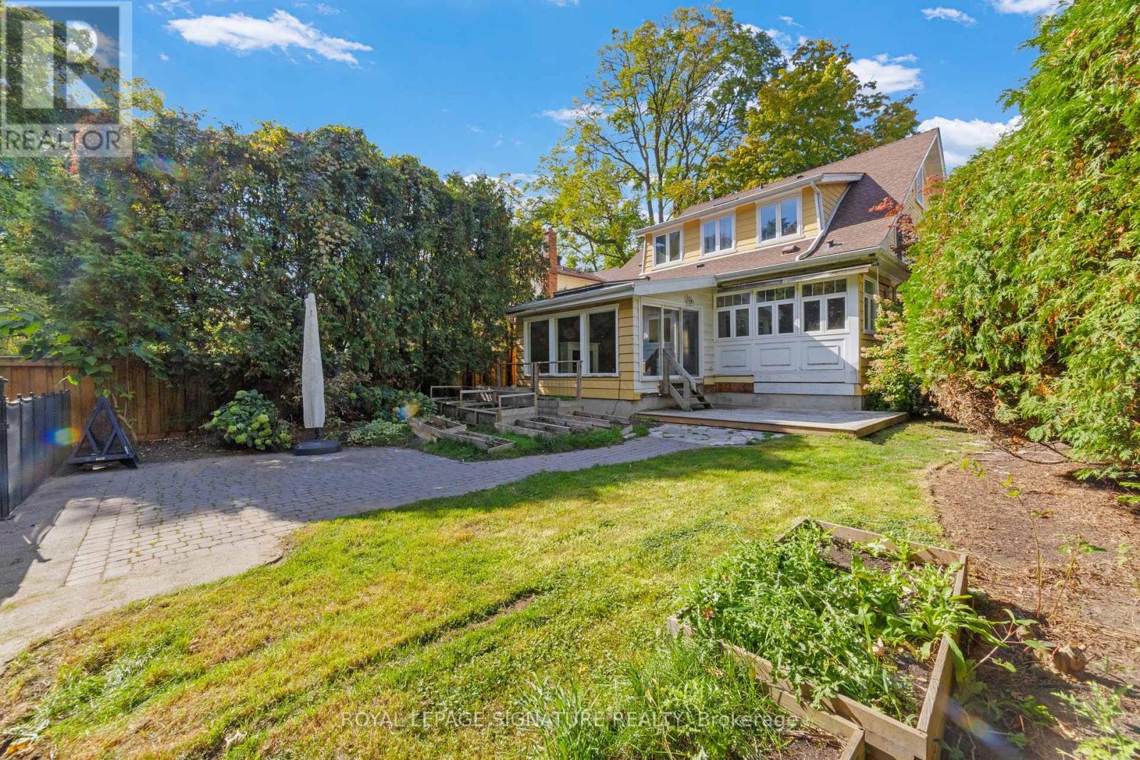 324 Spruce Street, Oakville, Ontario  L6J 2H1 - Photo 13 - W12450271